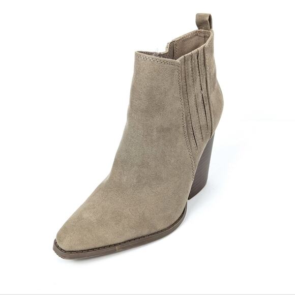 Qupid Women Shoes Grey Taupe Slay Slip On Ankle Boot Size 7.5 - Picture 1 of 8